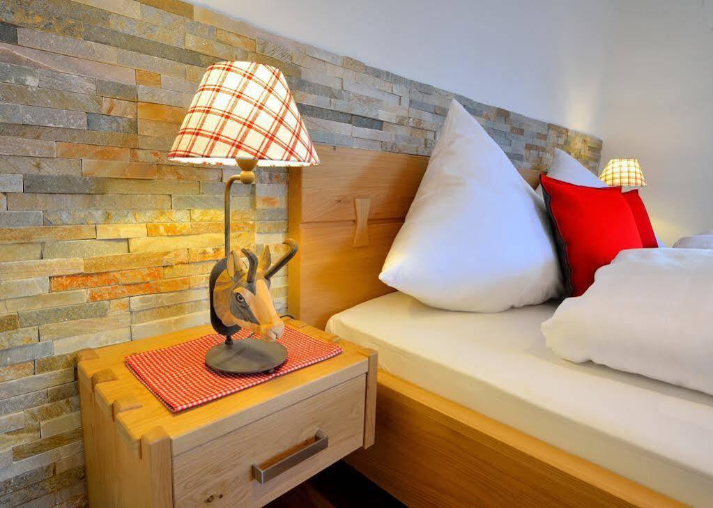 Hotel-Gasthof Adler リンダウ エクステリア 写真